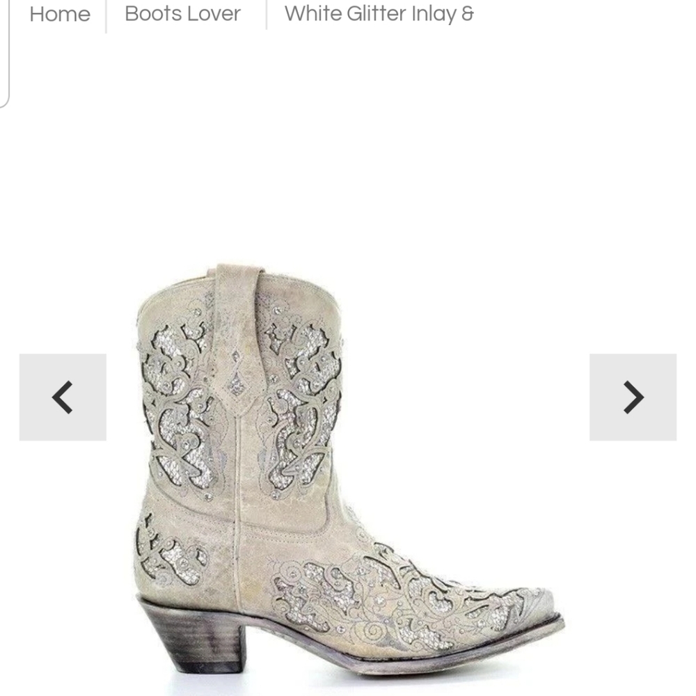 Cowgirl boots brand new paid $55 ordered 8